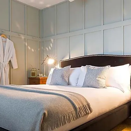 Number 38 Clifton 4* Μπρίστολ