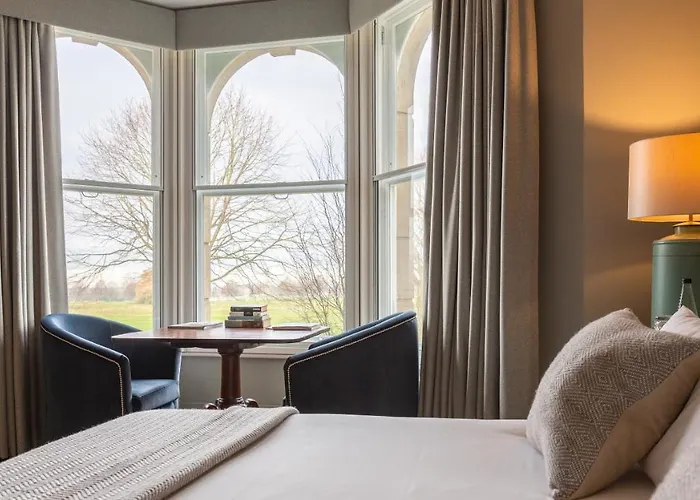 Number 38 Clifton 4* Бристоль