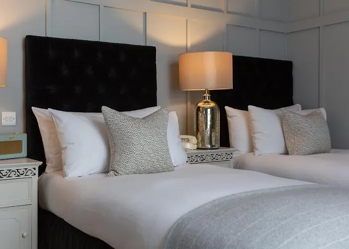 Number 38 Clifton Отель 4*