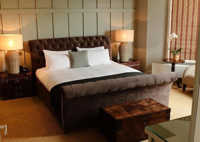 Number 38 Clifton 4*