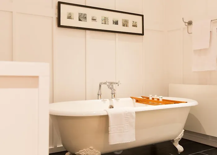 克利夫顿38号酒店 酒店