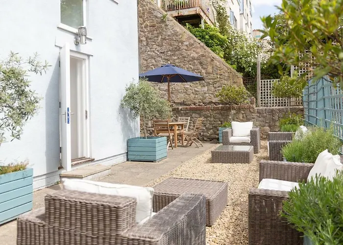 Number 38 Clifton 4*